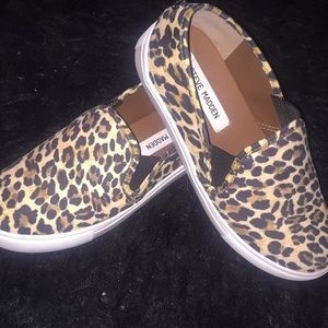 Cheetah sneaker